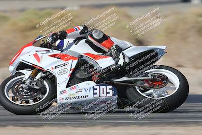 media/Nov-01-2025-CVMA (Sat) [[fc0f7531b8]]/Race 7-Formula Twins-Formula 40 UL/